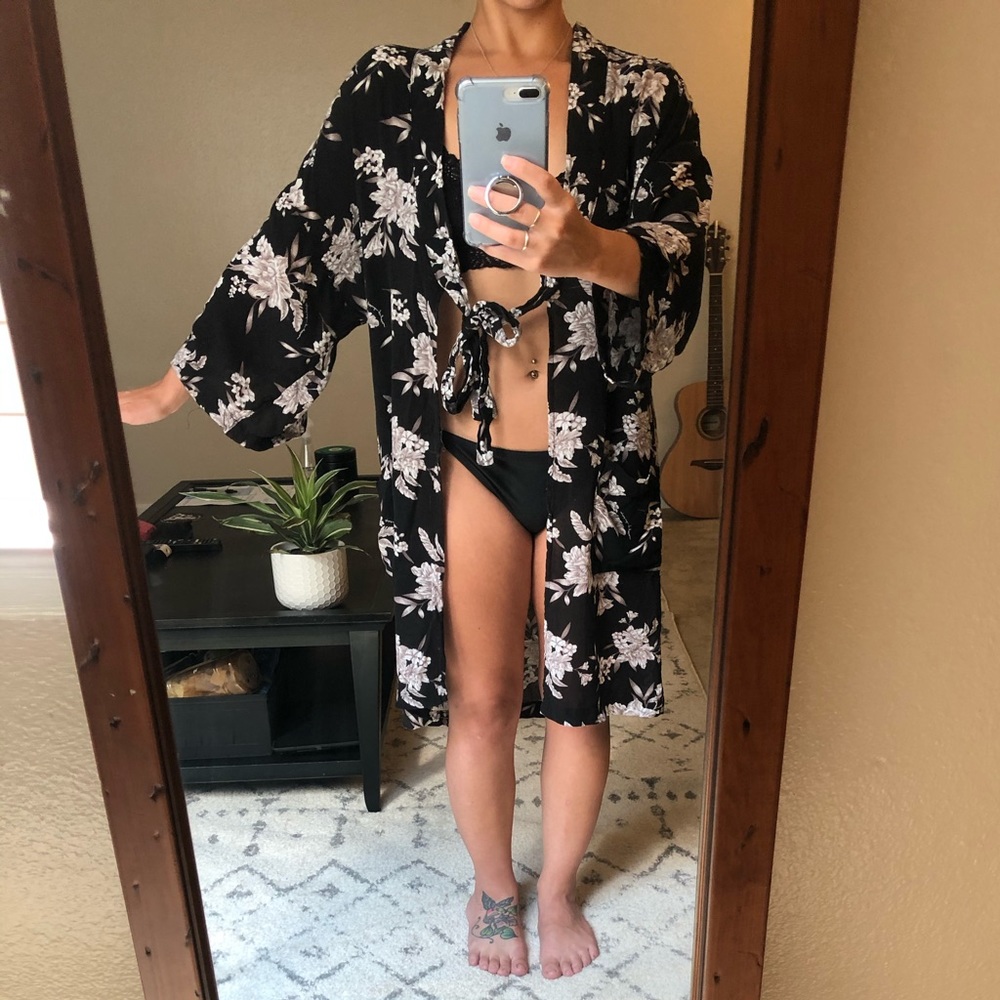 Spiritual Gangster Kimono🧿